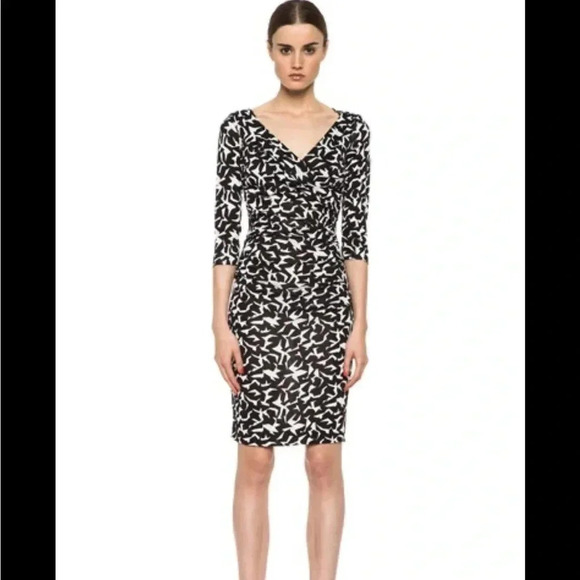 Diane von Furstenburg Bentley printed three quarters dress